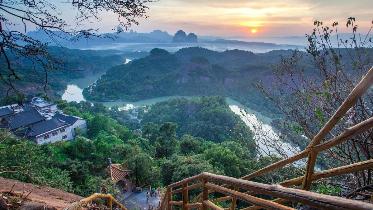 中国各省份的著名景点有哪些,中国各大地区最知名的景点