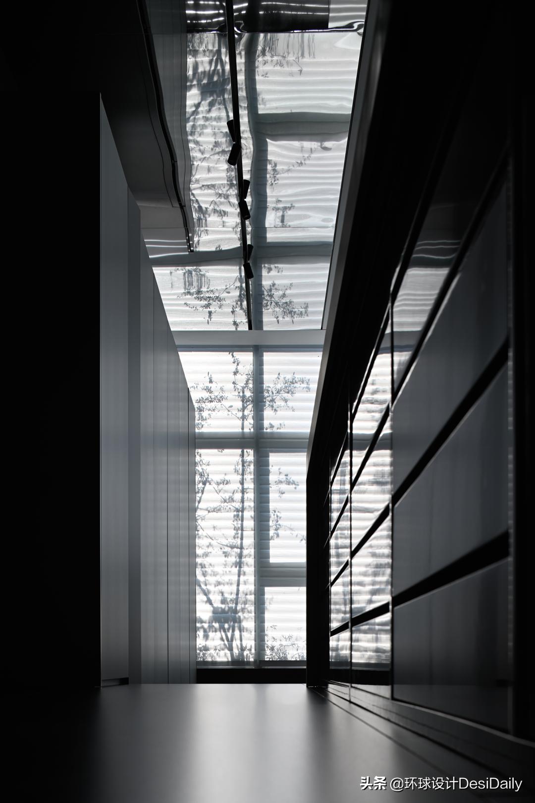 鍙ゆ湪瀛愭湀,鍙ゆ湪瀛愭湀浣滃搧