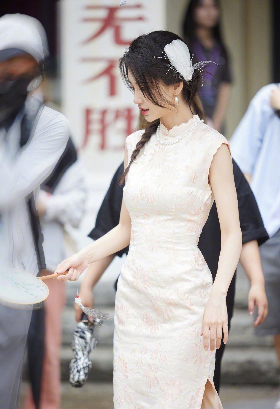 angelababy王牌对王牌旗袍,王牌对王牌angelababy穿旗袍