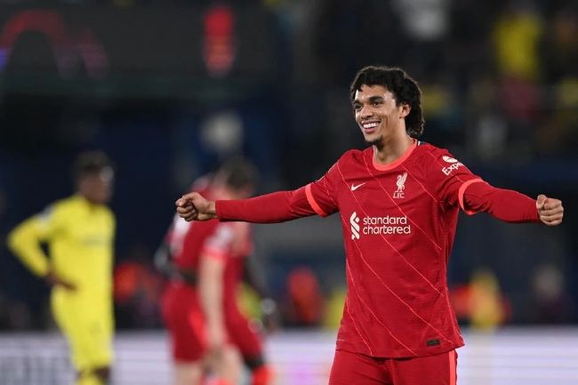 是否合理？外媒公布五大联赛最佳阵容，姆巴佩领衔，梅西争议入选