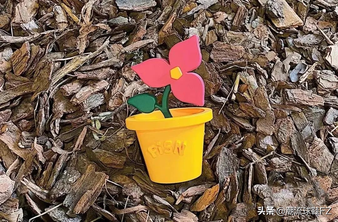 阿迪达斯三叶草gucci联名,阿迪三叶草23年春季新款