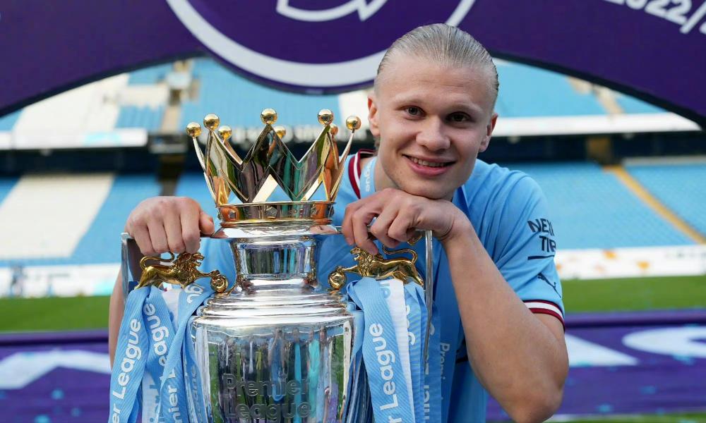 足球世界哈兰德和姆巴佩谁更强,姆巴佩足坛历史排名