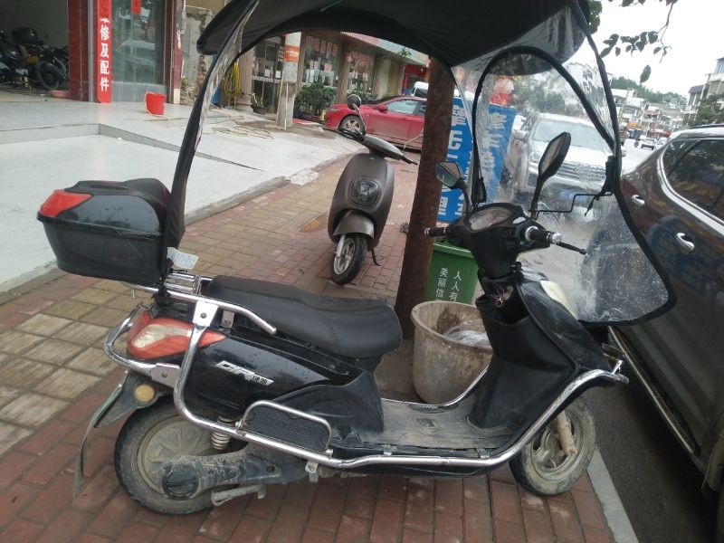 绿源电动车s50跟s30哪个性价比高,绿源电动车2021款新品72v58a