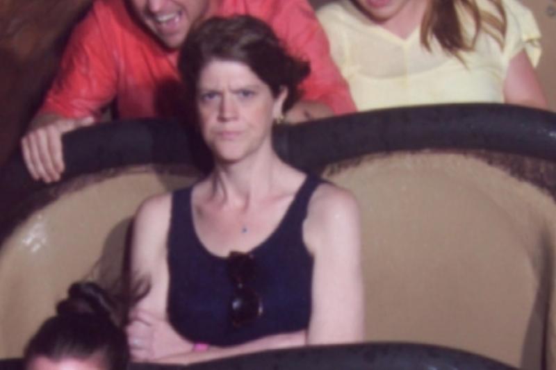 废弃迪士尼乐园吓人的照片,迪士尼乐园合拍照片