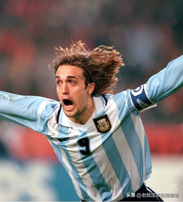 世界第二大球鞋生产商，王牌设计师被挖走后，仅用四年彻底沦落