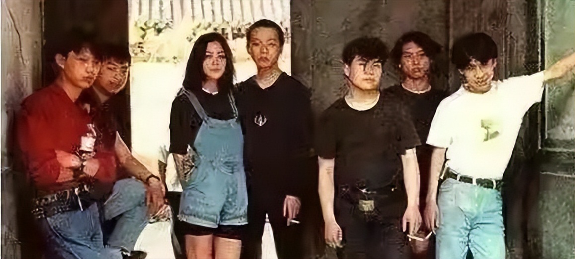 王菲是如何和窦唯走在一起的,王菲和窦唯现在的情史