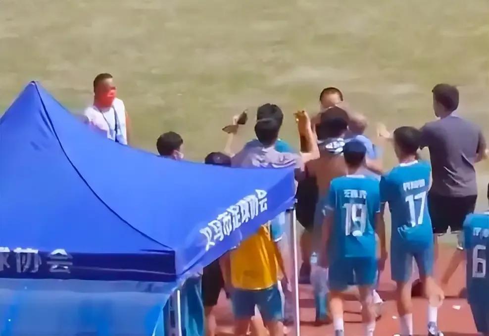 中国足球唯一没被骂的一次,中国足球要整治吗