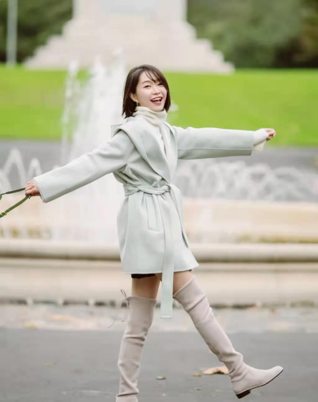 适合四十岁女人穿的马丁靴,秋冬马丁靴长筒靴哪个更时尚