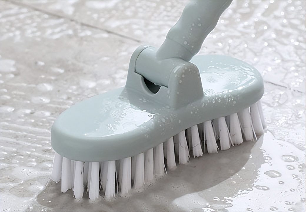 卫生间瓷砖水垢清洁方法,家庭卫生间清洁的最好方法