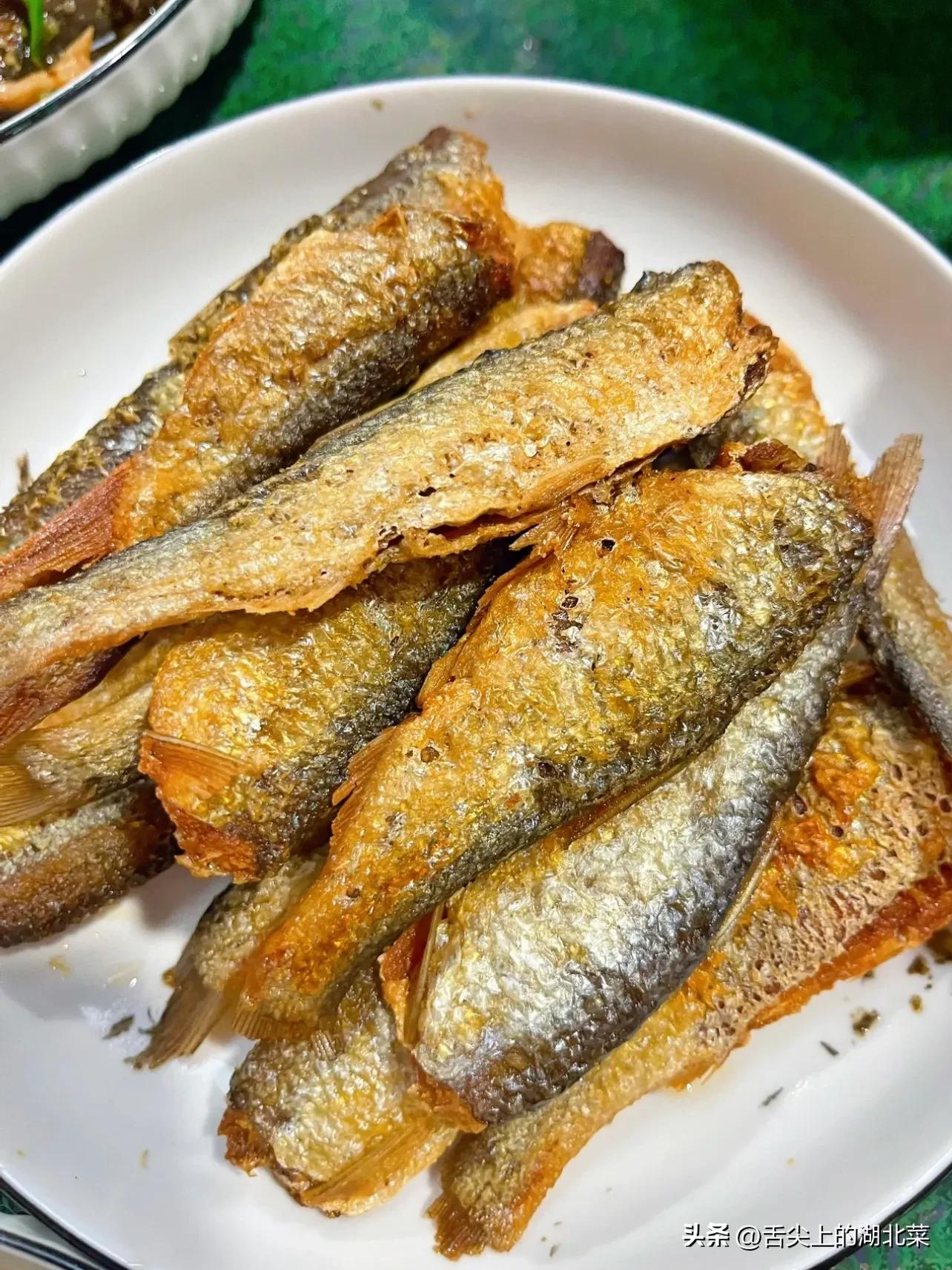 富婆几个亿送房送车倒追我，终于被感动了，30岁规划养老田园生活