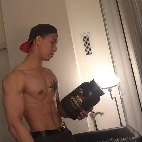 心机女陷害女主杀死自己,心机女为了上位杀原配