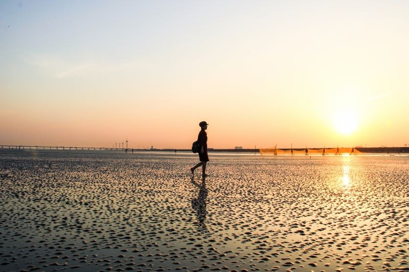 女子和老公同居35天，发现怀孕已50天，医生：孩子是亲生的