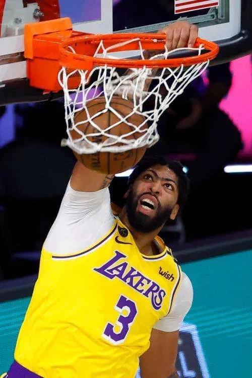 过去10年NBA选秀太邪乎！探花竟然全面强于状元郎…