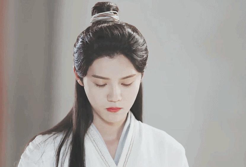 鹿晗丸子头发型图,鹿晗丸子头发型