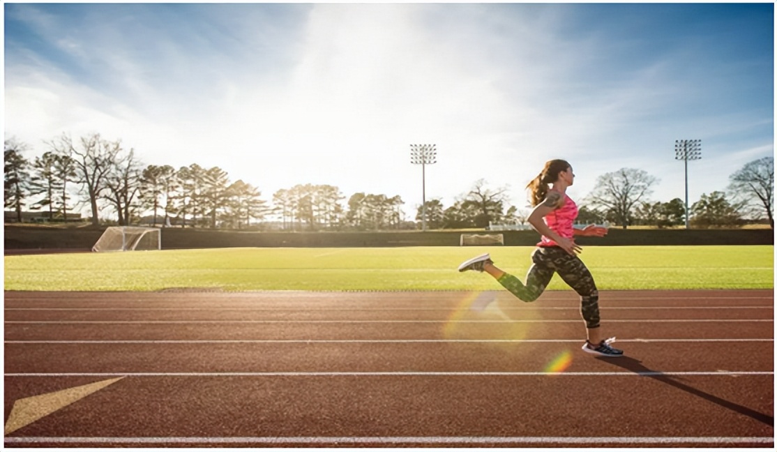 健康科普警惕高温来袭注意防暑,高温来袭科学防暑