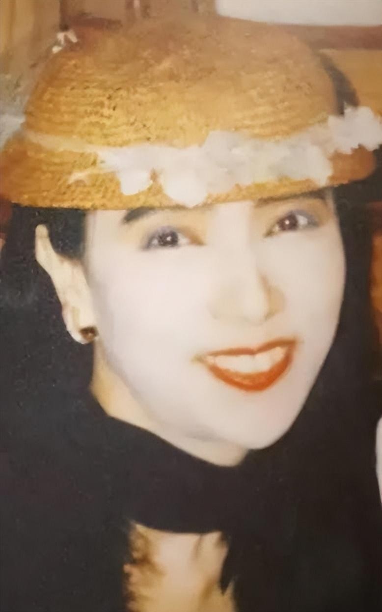 台湾好色富婆：有过5任丈夫，想用40亿*养包**黎明，2016年选择出家