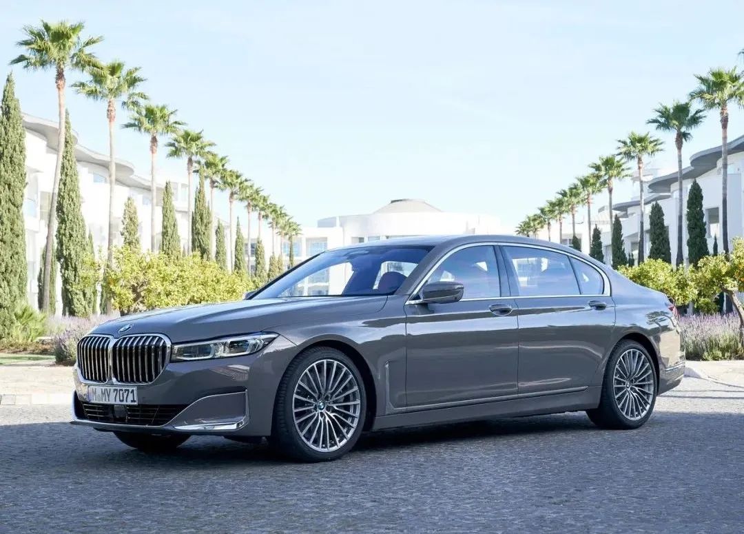 宝马奔驰不愁卖，奥迪全线大优惠，门店调查豪车真实销售情况