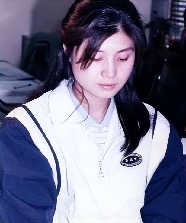 朝鲜女孩空难,女特工炸飞机事件