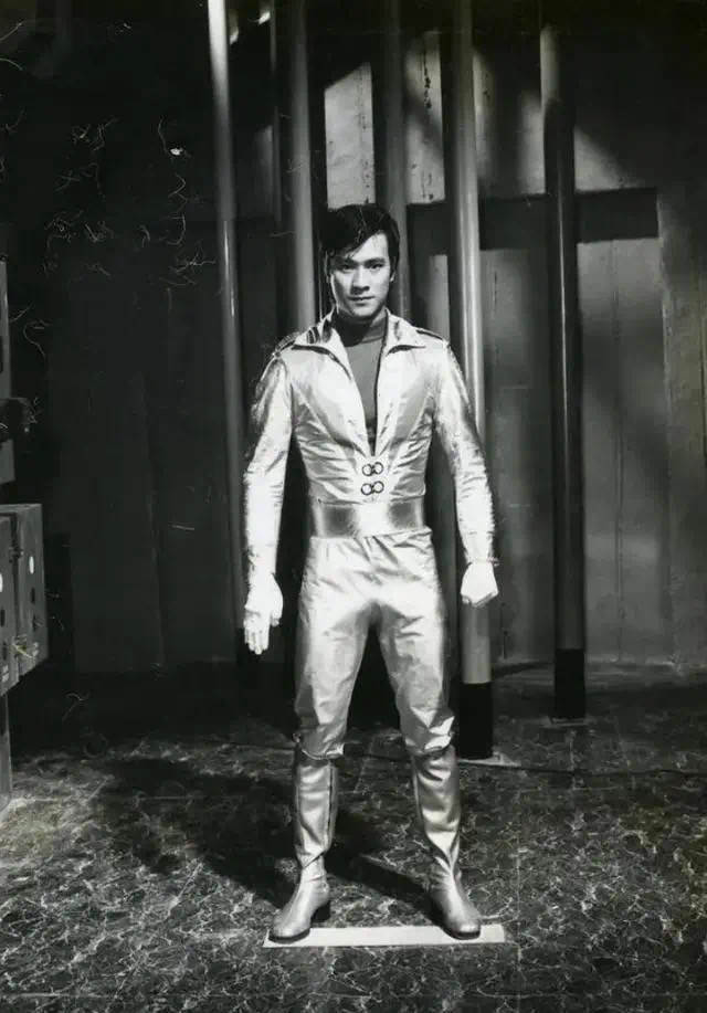 娶小三十岁妻子,娶小三十岁的妻子