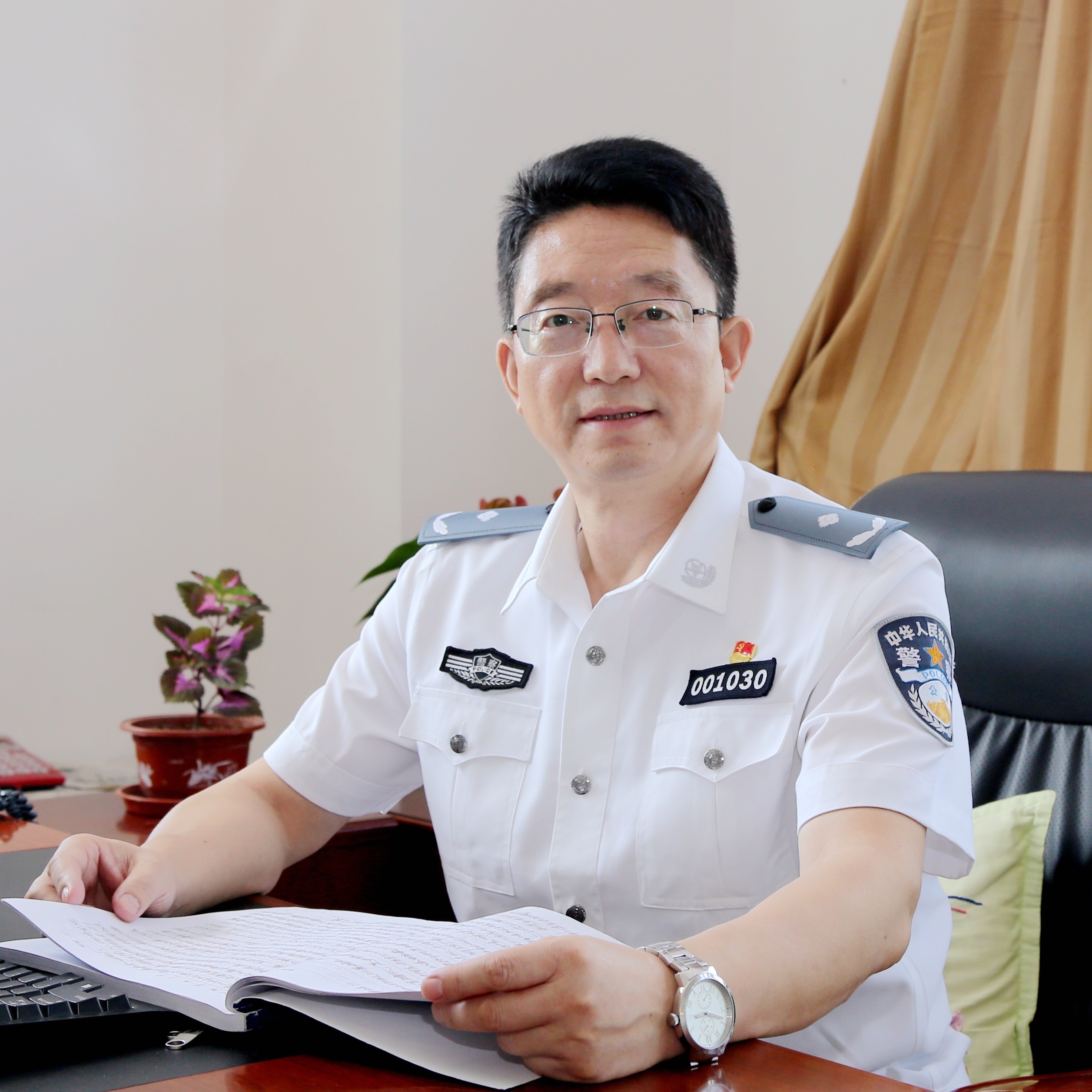 张飞修身养性怎么做到的,张飞做人做事