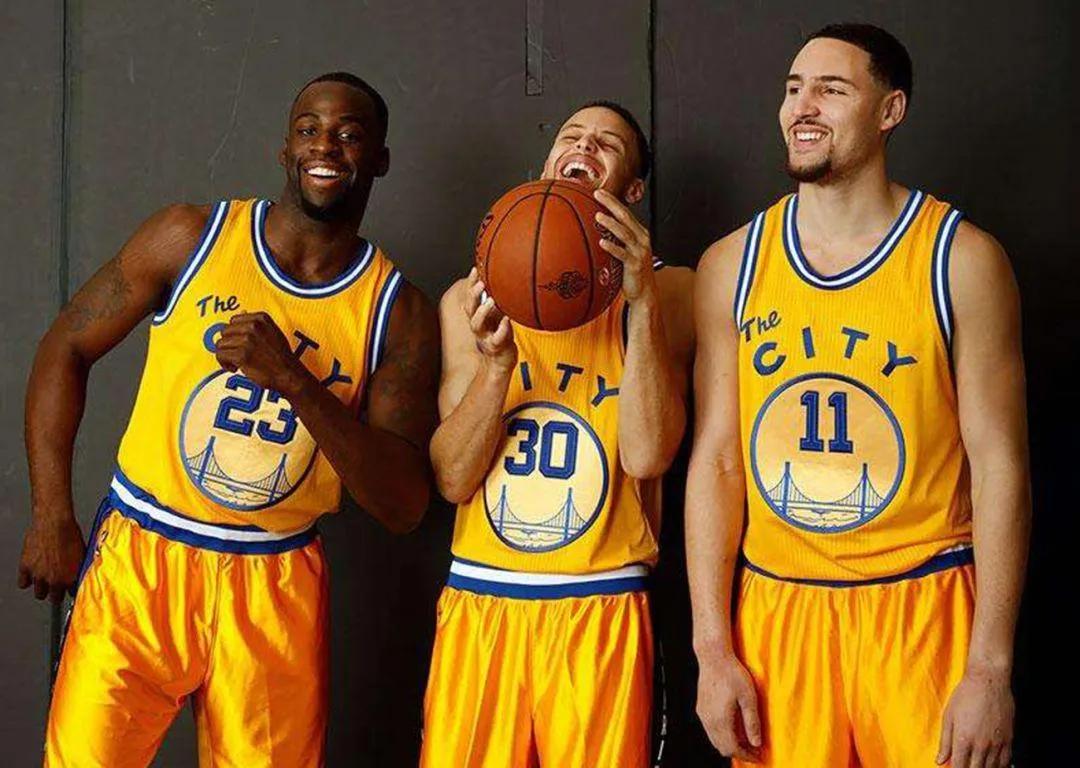 蔡崇信身价多少亿美元,年薪一亿美金蔡崇信