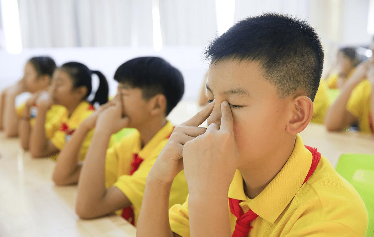 孩子远视储备不足了配什么镜片,孩子远视储备不足该怎么办