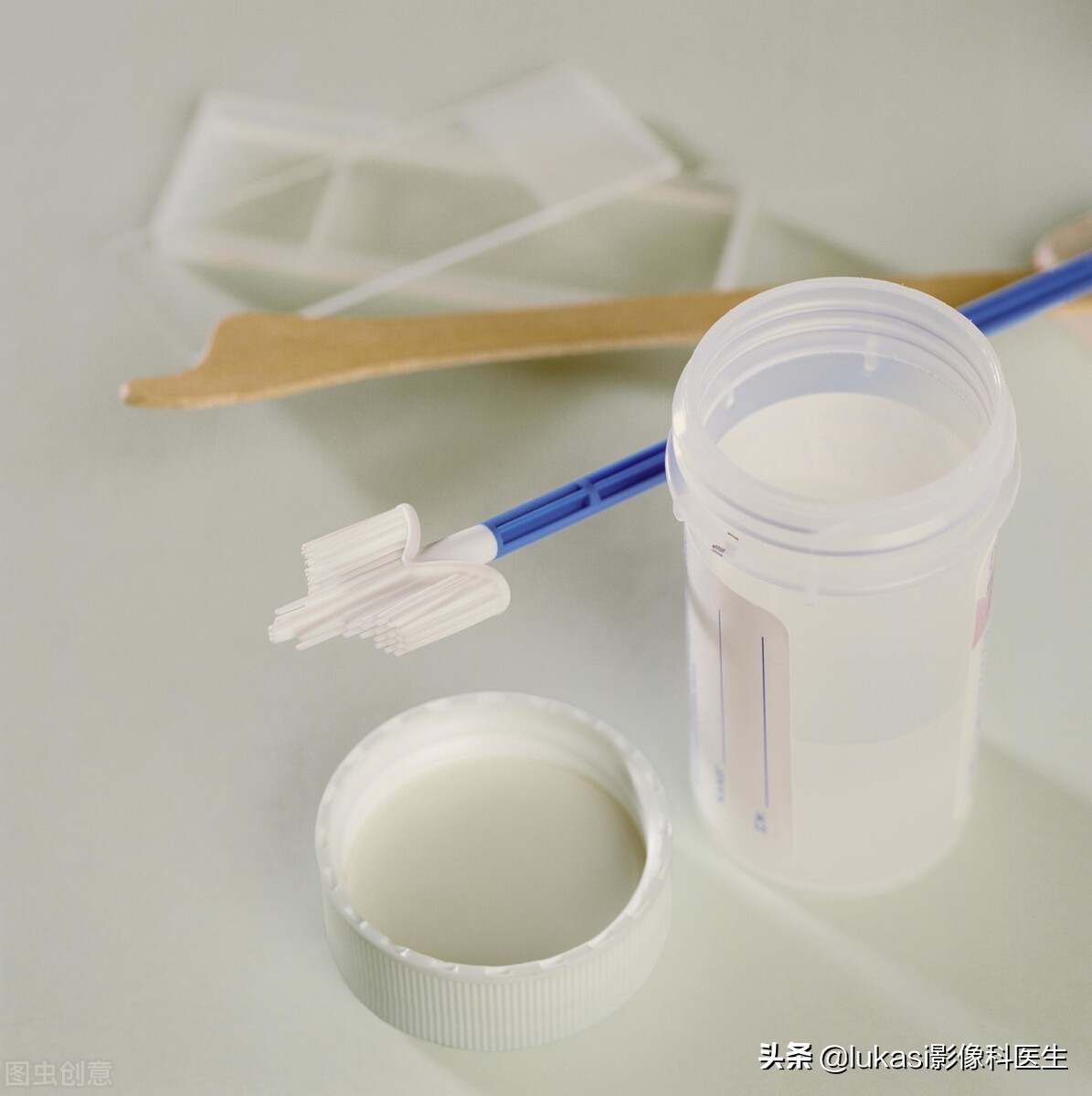 绝经后子宫内膜癌征兆,绝经后子宫癌症早期信号