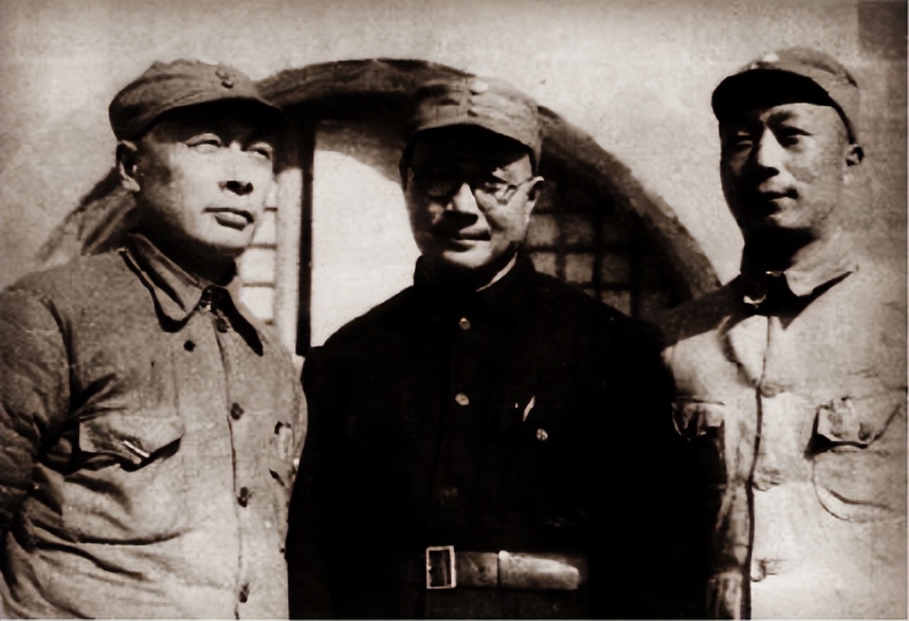 十大元帅都有什么绰号？其中两位元帅的绰号，与其他八位格格不入