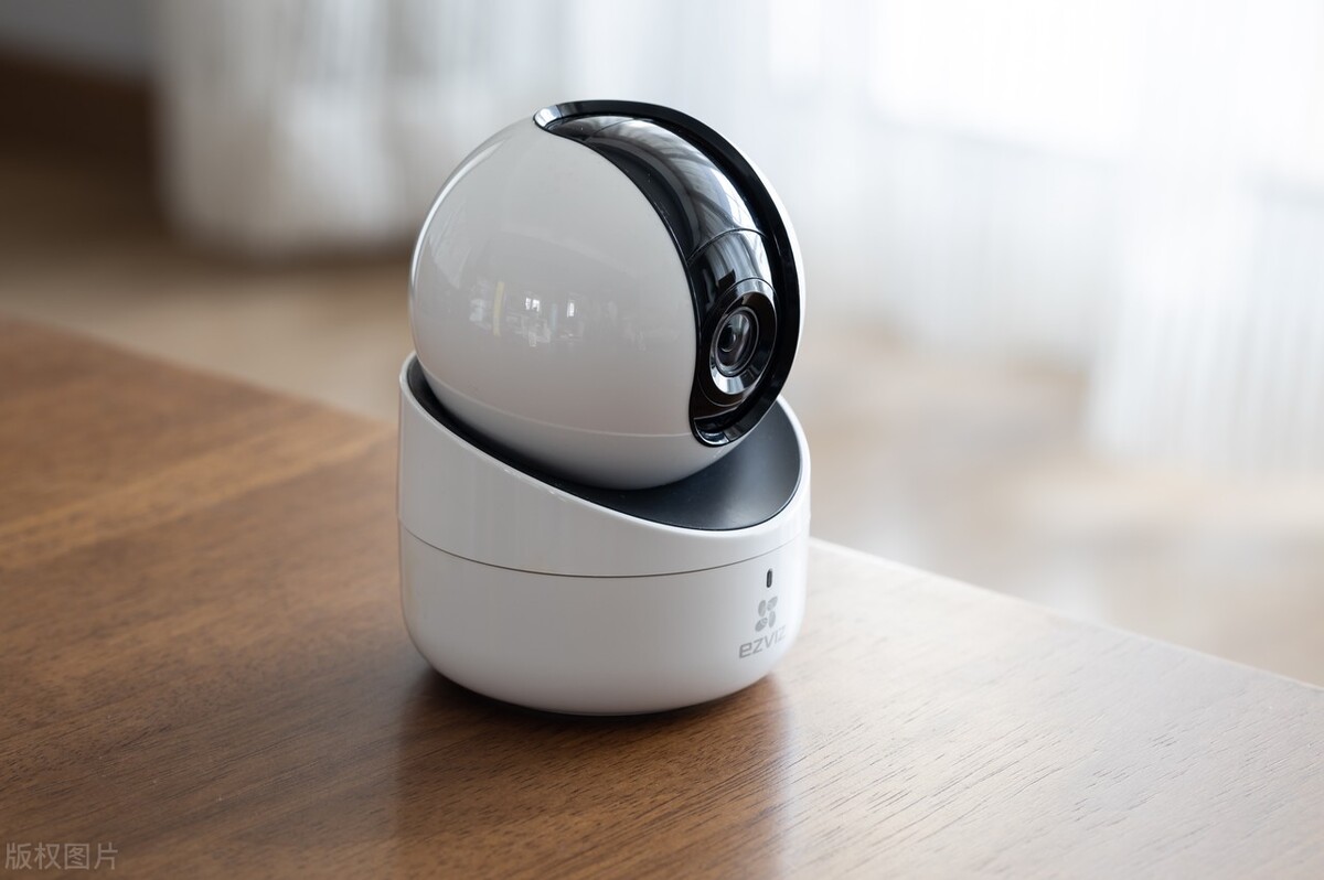 组成电脑零部件有哪些,电脑主机由几个部件组成