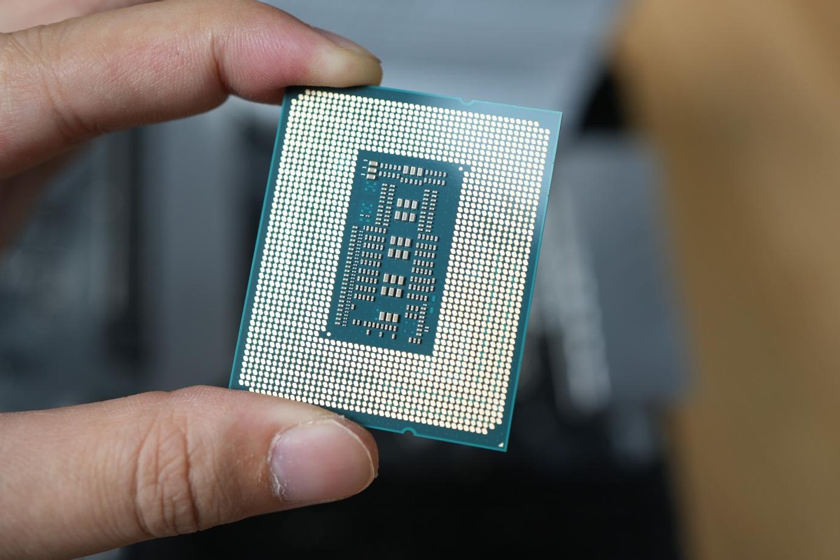 主板如何升级13代,主板更新bios还能用上一代cpu吗