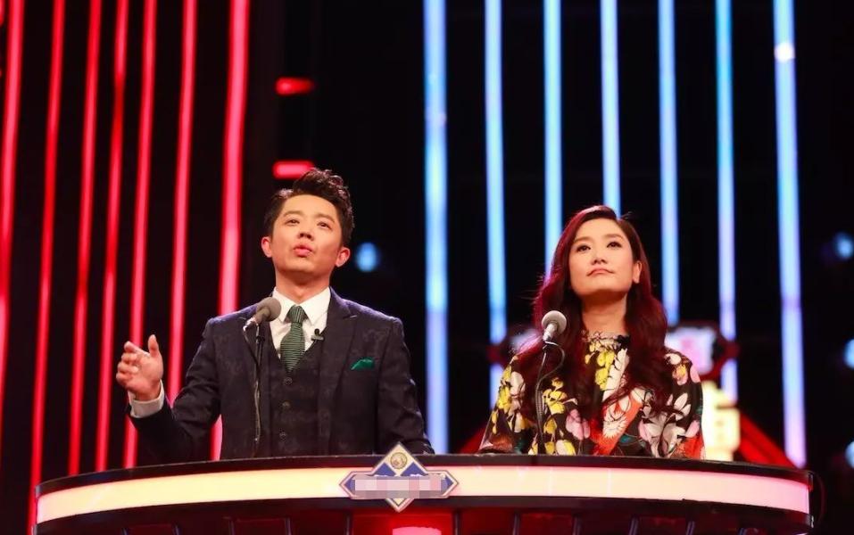 凤凰传奇24年前的约定五五分账,凤凰传奇凭什么五五分账