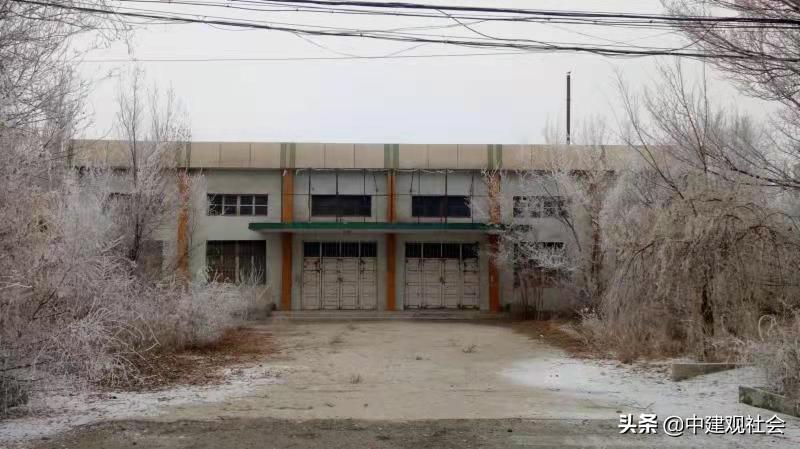 下岗了，我得发奋生活下去：一位*疆新**某兵团毛巾厂下岗职工的自述