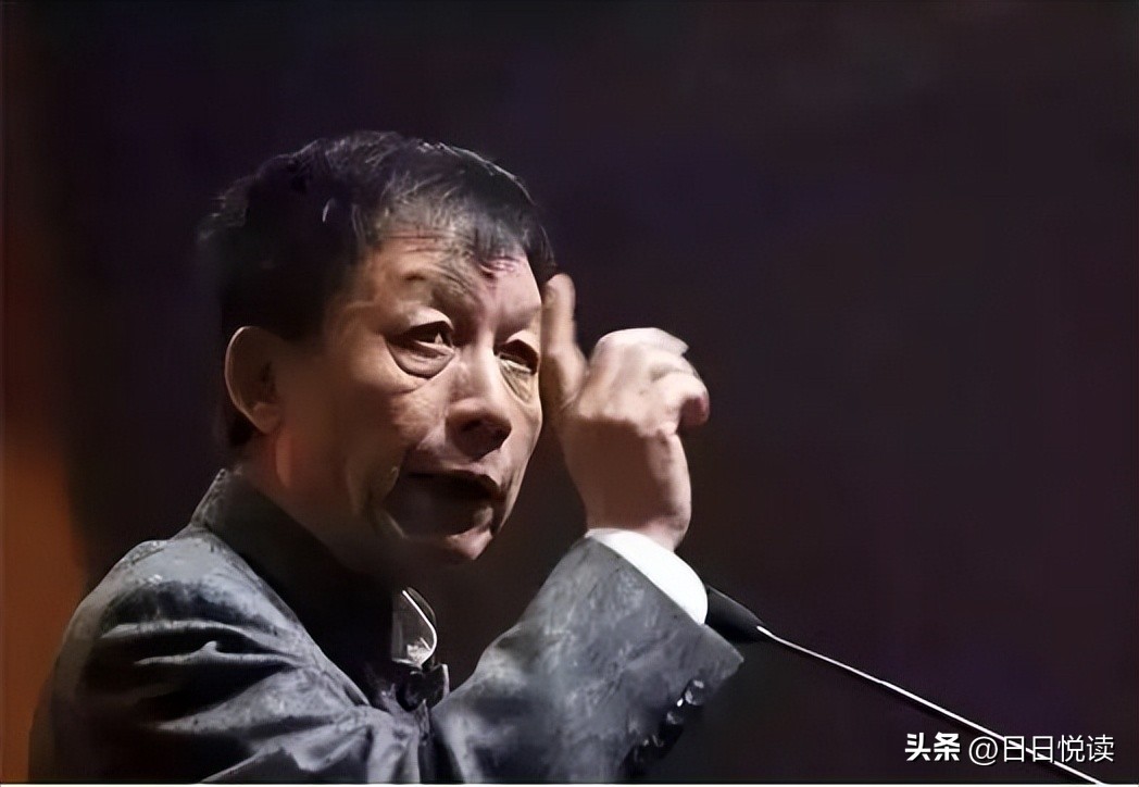 如何评价易中天这个人,知名人士怎么评价易中天的