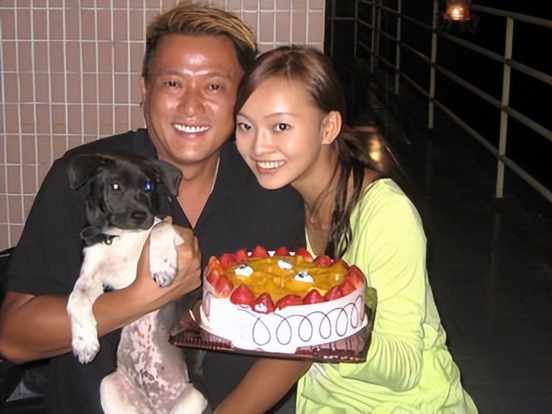 人多的地方就有纠纷,人多的地方勾心斗角下一句