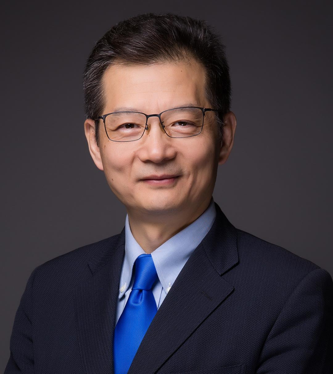 腰痛一直治不好要看神经科吗,经常腰痛要警惕四种原因