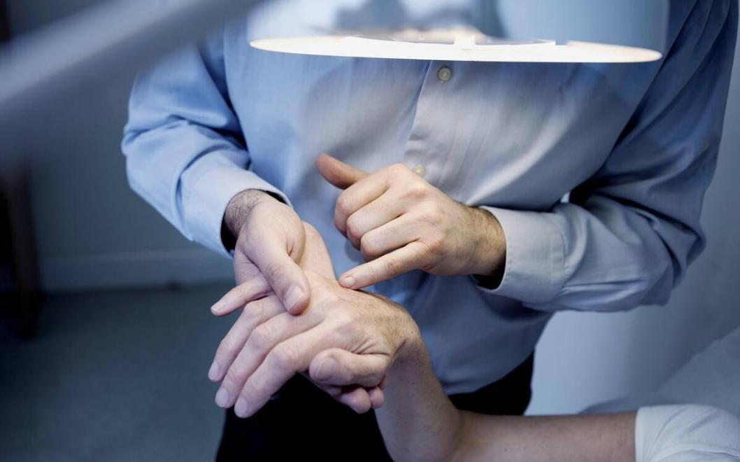 快速消除老年斑的小妙招红霉素,老人斑去除方法红霉素