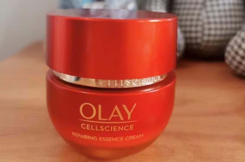 40岁以上选什么面霜比较适合,40岁左右用什么面霜比较好