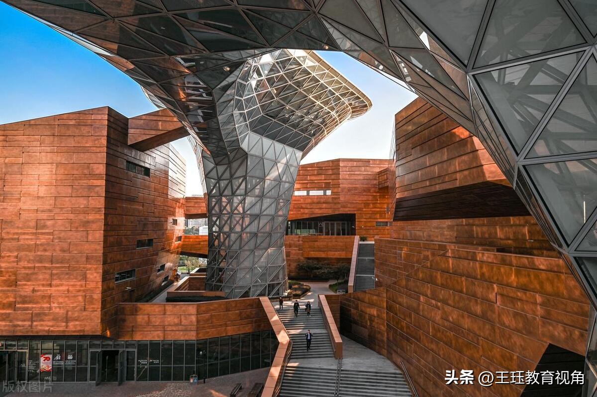 旅游管理专业跨专业考哪些专业好,酒店管理专业与旅游管理专业