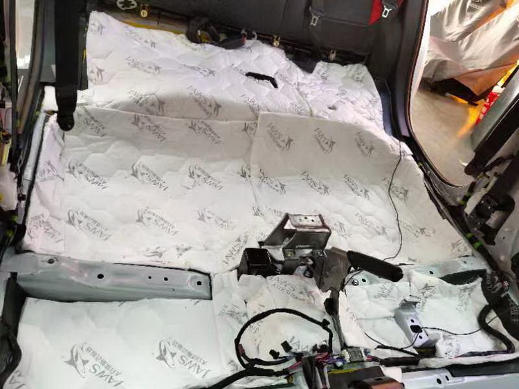 守卫安静河北悦林声丰田卡罗拉汽车隔音改装大白鲨