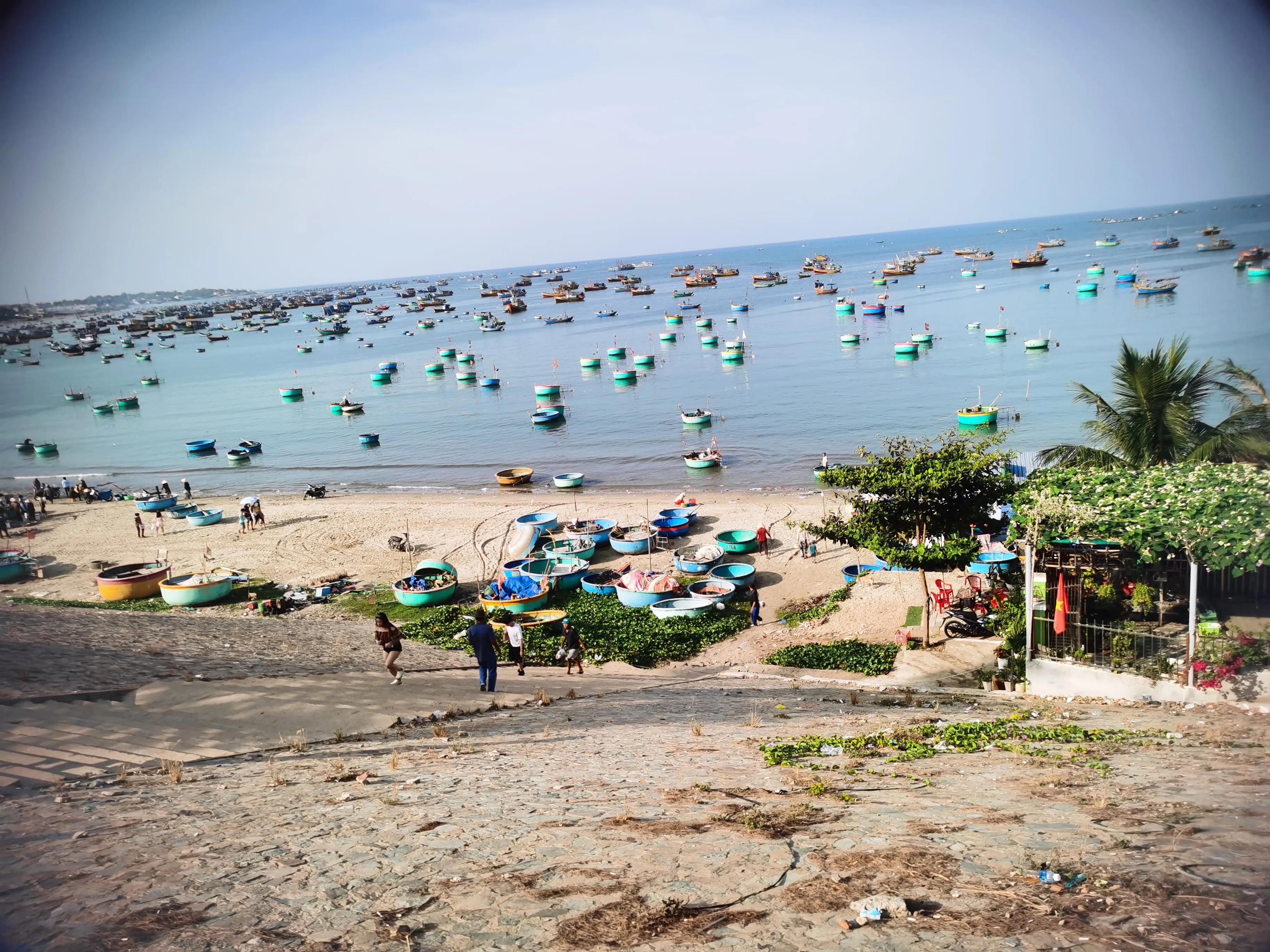 出来旅游三天两夜花1000元正常吗,出来旅游玩儿一天