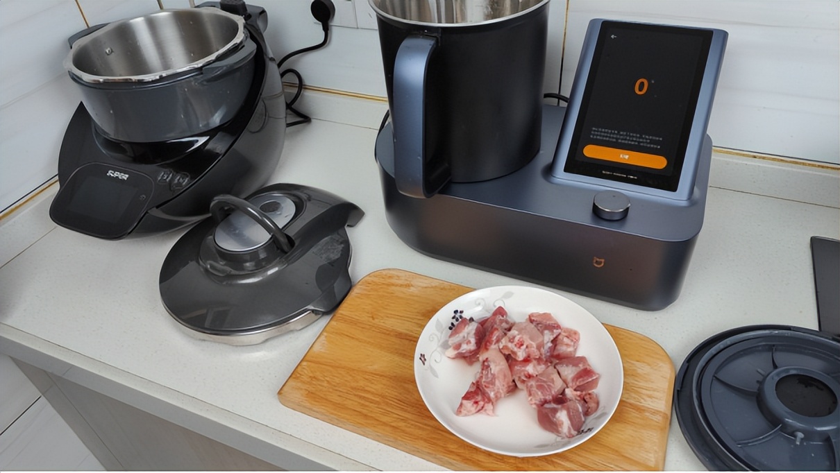 苏泊尔小c智能炒菜机测评,苏泊尔炒菜机器人和小c对比