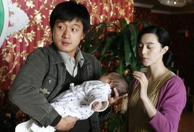 范冰冰在街头照片,范冰冰回归机场街拍阵营