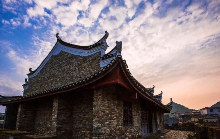 广西旅游攻略天洞,广西旅游攻略大明山