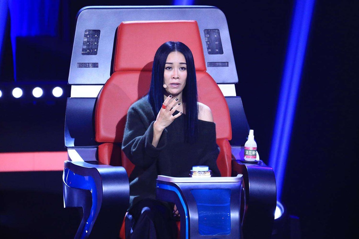 好男人孟桐,那英和孟桐牵手视频