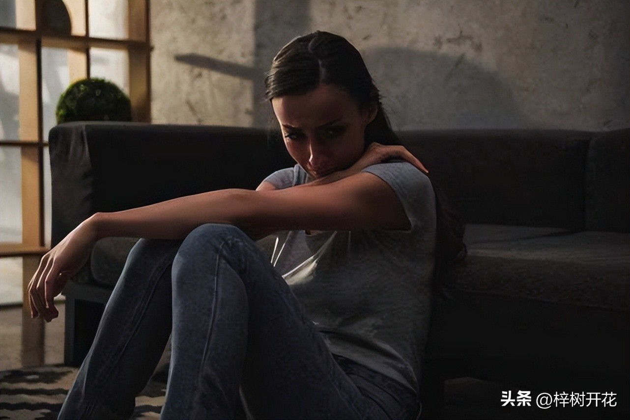 现在的中学生是怎么了？怎么动不动就得抑郁症？该怎么办？