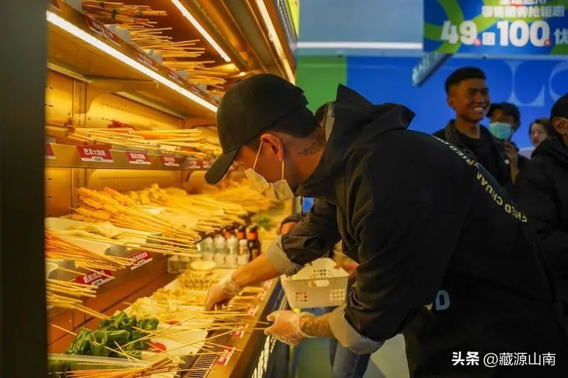 山南神力时代广场开业活动,神力时代广场商店