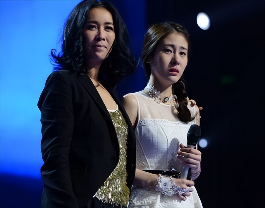 张碧晨惊喜亮相为歌而战,张碧晨人生赢家赴韩出道