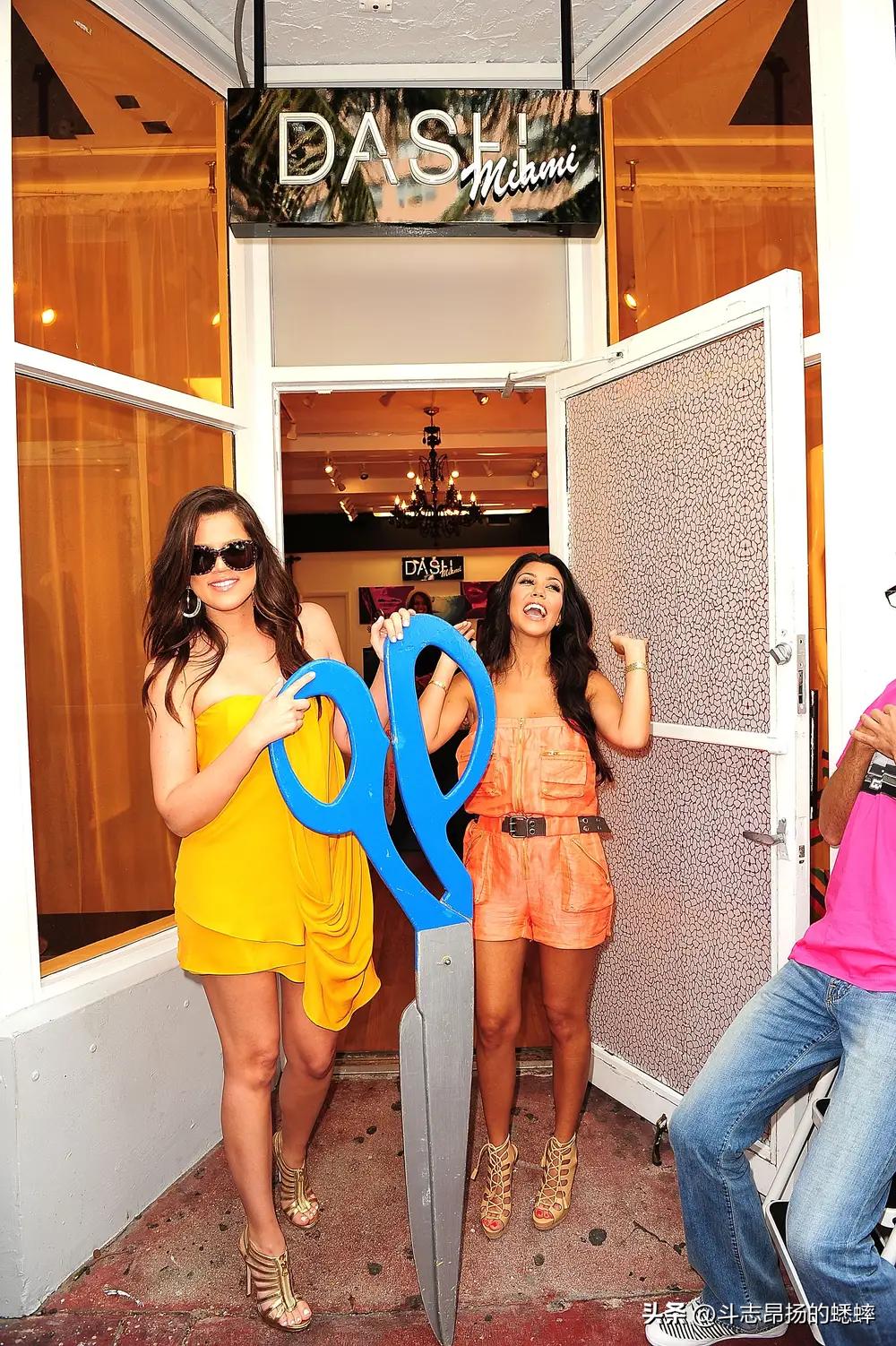 金卡戴珊亿万富翁,金卡戴珊kimkardashian