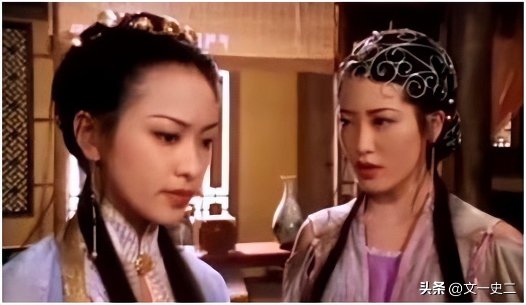 细读红楼梦第三十回宝钗之怒,细读红楼梦45回