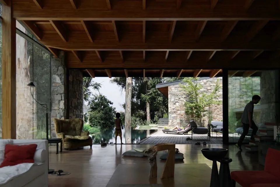 建筑是自然的一部分,建筑是人工创造的空间环境